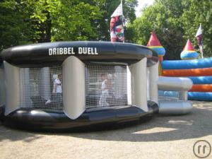 DRIBBEL DUELL / DRIBBLE ARENA
