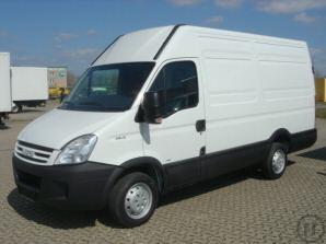 Iveco Daily langer Radstand (4,64m Ladelänge)