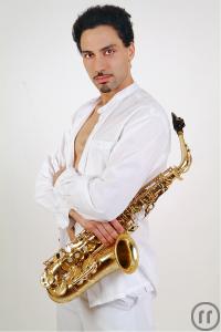 Buchen sie ihren persönlichen Saxophonisten für Hochzeiten/ Geburtstage/ Firmenevents etc. aus Köln