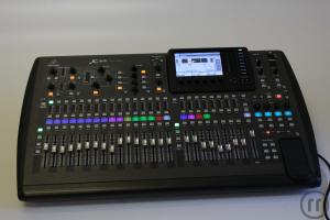 Behringer X32 Digitalpult Mischpult