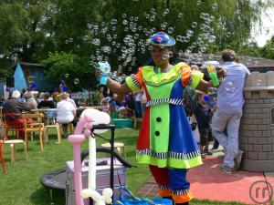 3-Spaß und Unterhaltung für ihr Kinder 
mit Clown Lucy