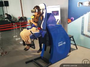 1-Virtual Reality 360° “2-axis full motion 3D Achterbahn-Simulator Einzigartig in Deutsch...