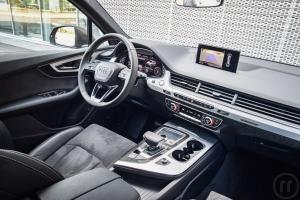 2-Audi Q7 3.0 TDI