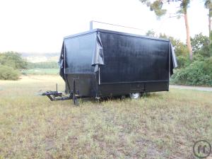 4-Ausschankwagen mit Zapfanlage (4 Leitungen) sowie Trocken-Durchlaufkühler.