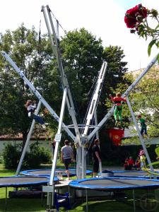 3-Bungee-Trampolin ~ 4er Bungeetrampolin ~ Quartertrampolin ~ Quadro Trampolin