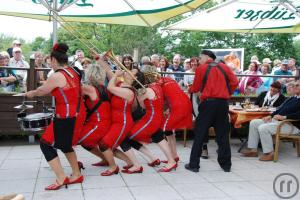 6-DAMEN-Marching-Actionband!
Ladies-Brassband! Viel Spass!