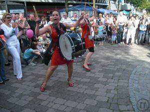 6-DAMEN-Marching-Action-Brassband! Viel Spass!