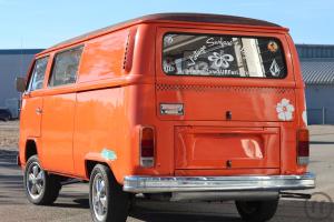 2-VW Bus T2