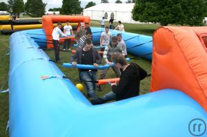 1-Human Table Soccer, Menschenkicker, Riesenkicker