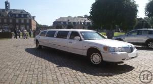 4-Party in der Limousine - Feiern Sie mit Stil und Chauffeur