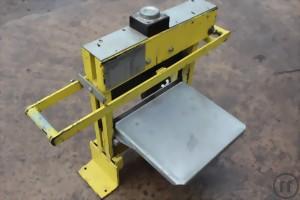 1-Steinbrecher H33Z mit Brechunterlage