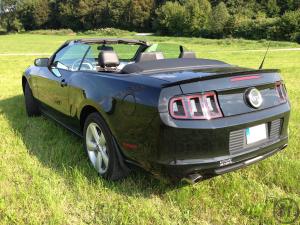 3-2013 Ford Mustang GT V8 5.0 Cabrio 426 PS US Car Hochzeitsauto Sportwagen