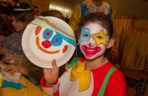 Malen, Basteln und kreativ Aktionen mit Kindern mieten