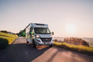 2-Reisemobil  T 6.9 SF
