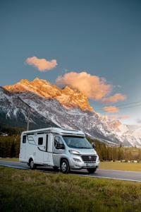 2-Reisemobil Hymer Yosemite m. Aufstd.