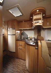 Wohnmobil CV FULL 600 m. Aufstd.