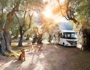4-Wohnmobil Niesmann+Bischoff Arto 88 EK