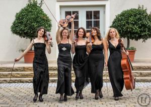 5-Jazzband Frauenband Manon & Co aus dem Raum Stuttgart - musikalisches Entertainment deluxe!