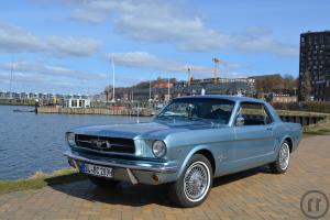 1-Ford Mustang V8 von 1965