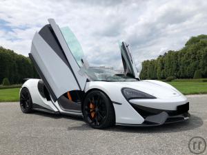 2-Mieten Sie den McLaren 570 Spider Novitec Nardo limited - Sie kennen bereits Ferrari und Lamborghini