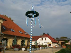 3-Oktoberbaum Oktoberfestbaum Maibaum Festbaum