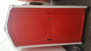 Toilettenkabine mit Tank