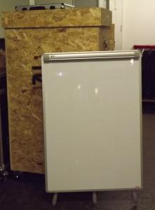 3-Flipchart und Whiteboard 100 x 72 cm, bis Höhe 190 cm , Stifte, Schwamm