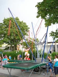 2-Bungee- Trampolin