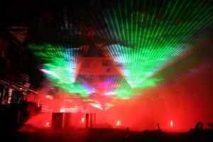 3-Outdoor Lasershow mit bis zu 50 W Leistung......