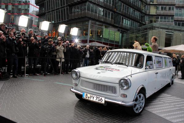 4-Trabant Stretchlimousine mit Chauffeur für alle Fahrten Deutschlandweit! Trabi Limo Limousine