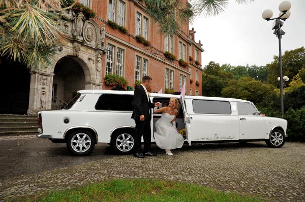 1-Trabi Limousine Hochzeitstrabant, Stretchtrabi Hochzeitsauto, Trabant Oldtimer für Ihre Hoch...