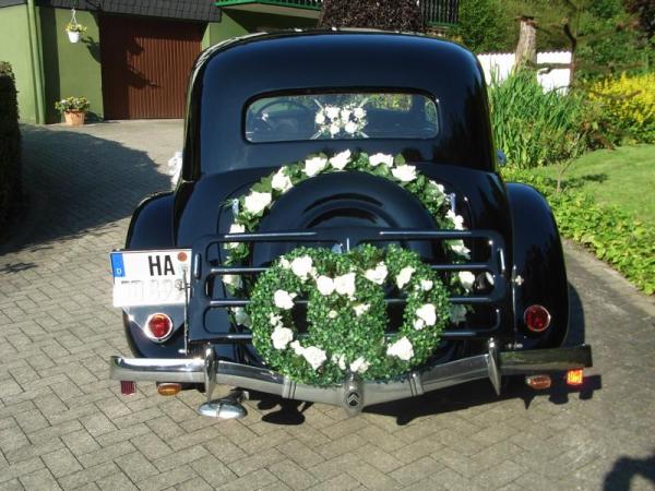 3-Hochzeitsauto Amélie mit Chauffeur, Citroen Oldtimer 11CV, Hochzeit Fahrzeug, Oldtimerverm...