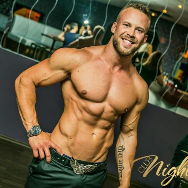 4-Matt - Stripper für Pforzheim buchen oder Stripshows in Baden Württemberg mieten