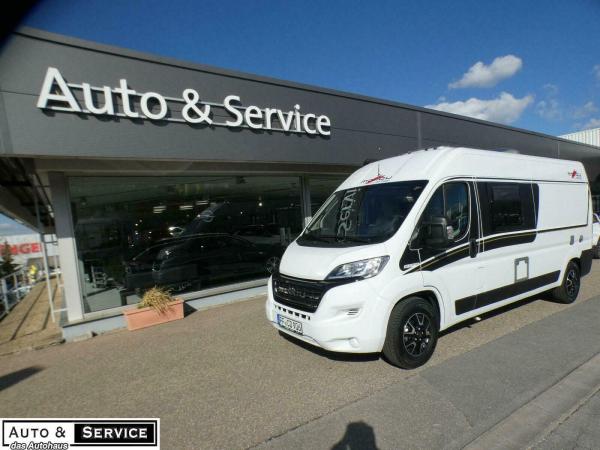 Malibu Van 600 LE, Wohnmobil mit Längsbett, Modell 2019, inkl. Camping-Möbel