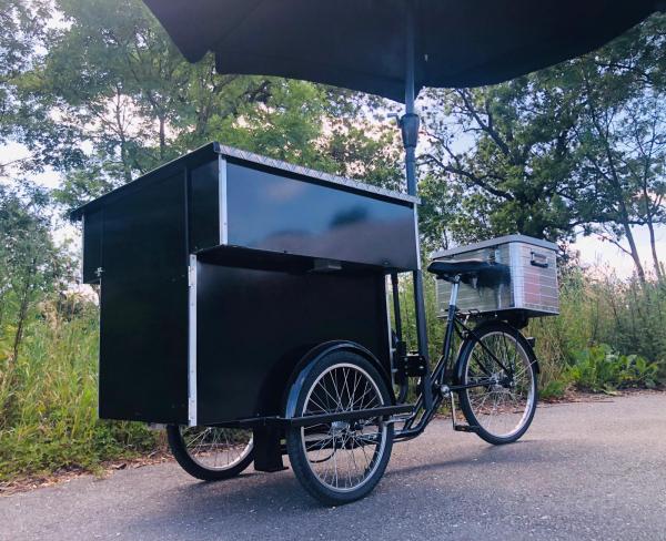 1-Grillfahrrad, FOODBIKE, garantiert ein Blickfang auf jeder Veranstaltung