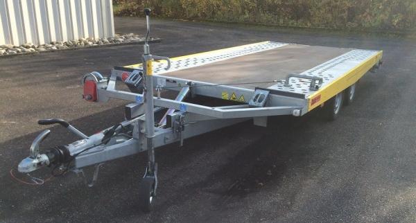 Autotransporter Böckmann, auch für Sportwagen geeignet - mit Seilwinde 3000kg Gesamtgewicht, ZU800