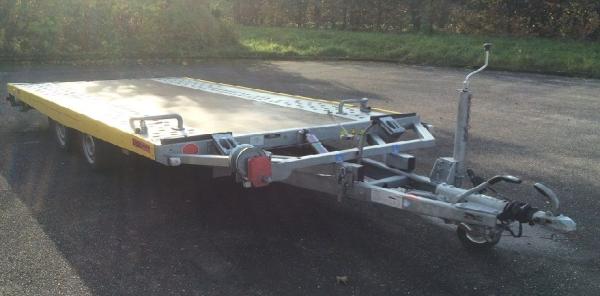3-Autotransporter Böckmann, auch für Sportwagen geeignet - mit Seilwinde 3000kg Gesamtgew...