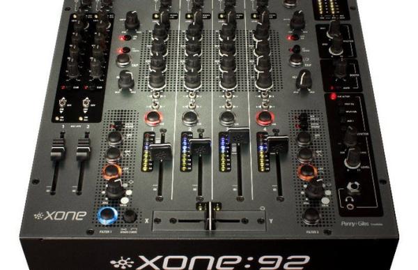 Xone 92 - Der neuste Dj Mixer von Allen & Heath - Industriestandard für Profis