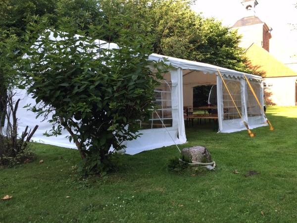 4-Festzelt - Partyzelt - Zelt - Gartenzelt 5 x 6 m. Auf Wunsch mit Boden u. Vollausstattung!