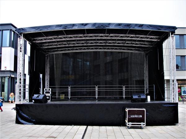 4-Mobile Rundbogen Bühne - Anhängerbühne - PROFIL MOBIL STAGE TRAILER 8X6M ECO