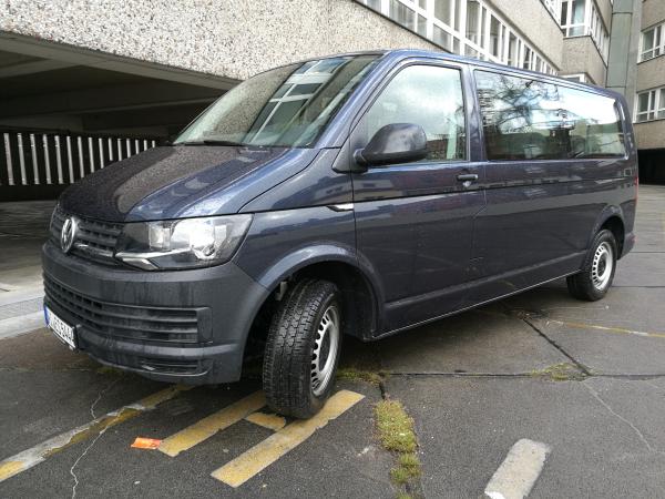 2-9-Sitzer Kleinbusse / langer Radstand