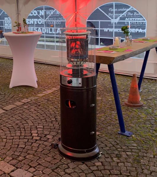 2-Terrassenstrahler / Terrassenheizer / Heizpilz 12 KW
