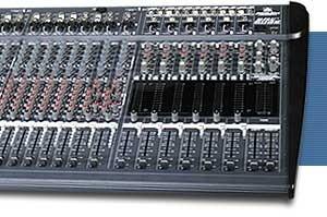 32-Kanal Mischpult / Mixer Peavey SRC 6032