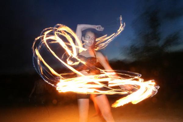 6-Einzigartige Feuershow für die Region Stuttgart als Einzel - oder Paarshow 15 bis 25 Min. bu...