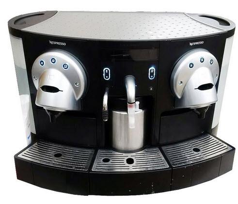 Nespresso Kaffeemaschine