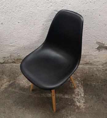 1-Stuhl Art Eames schwarz