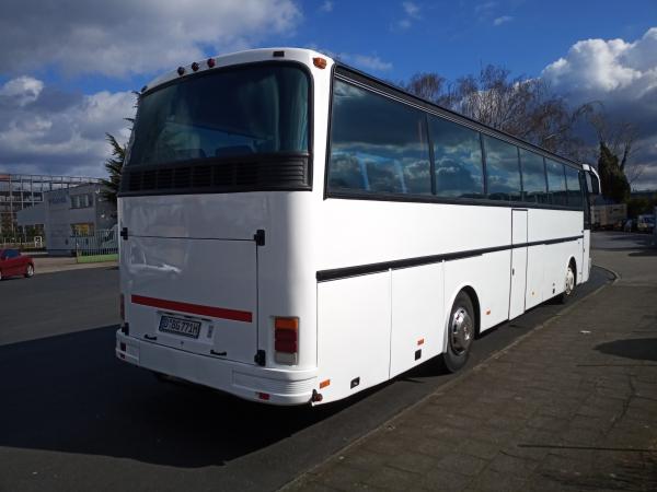 3-50er Reisebus mit Fahrer ab Düsseldorf zu vermieten. Jetzt kostenlose Anfrage für Ihre ...