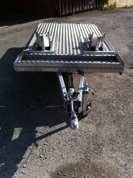 2-Motorradanhänger 1-2 750 kg gebremst mit 100er Zulassung