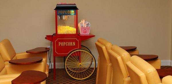 2-Popcornmaschine zum vermieten