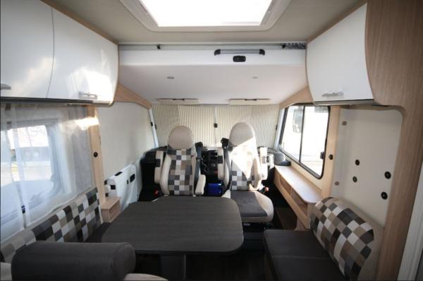 2-Wohnmobil Integriert Einzelbett mit Hubbett, Sunlight I68